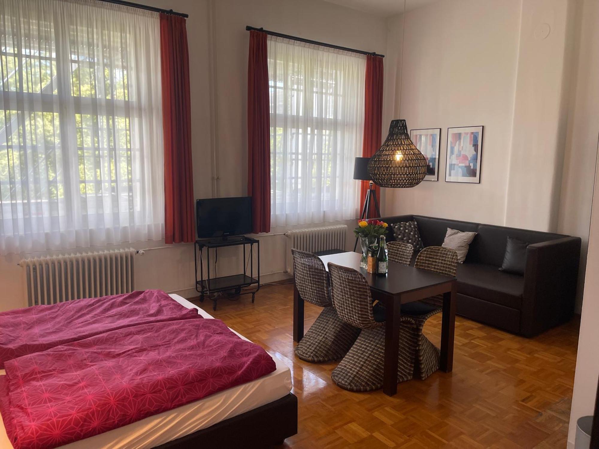 Whliving - Apartments & Studios In 콘스탄츠 외부 사진