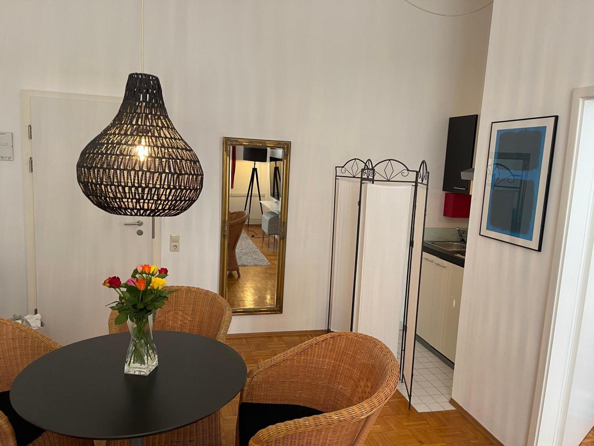 Whliving - Apartments & Studios In 콘스탄츠 외부 사진