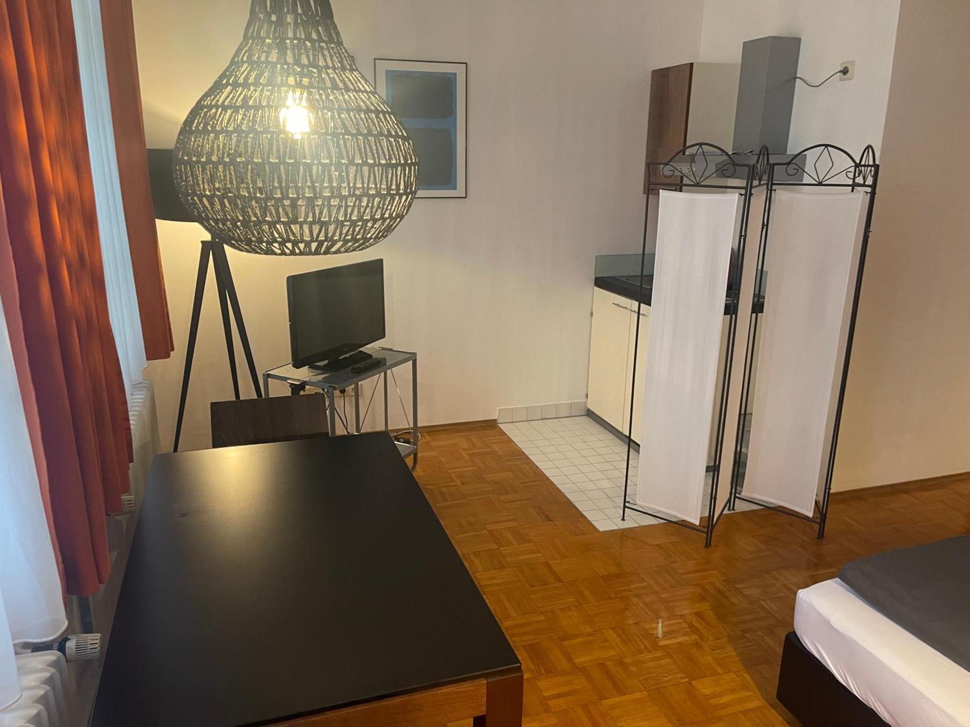 Whliving - Apartments & Studios In 콘스탄츠 외부 사진