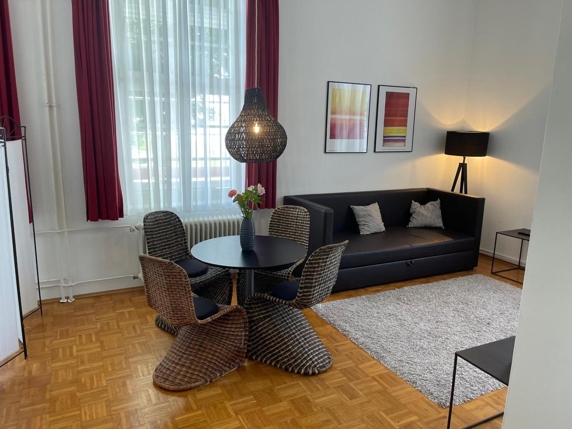 Whliving - Apartments & Studios In 콘스탄츠 외부 사진
