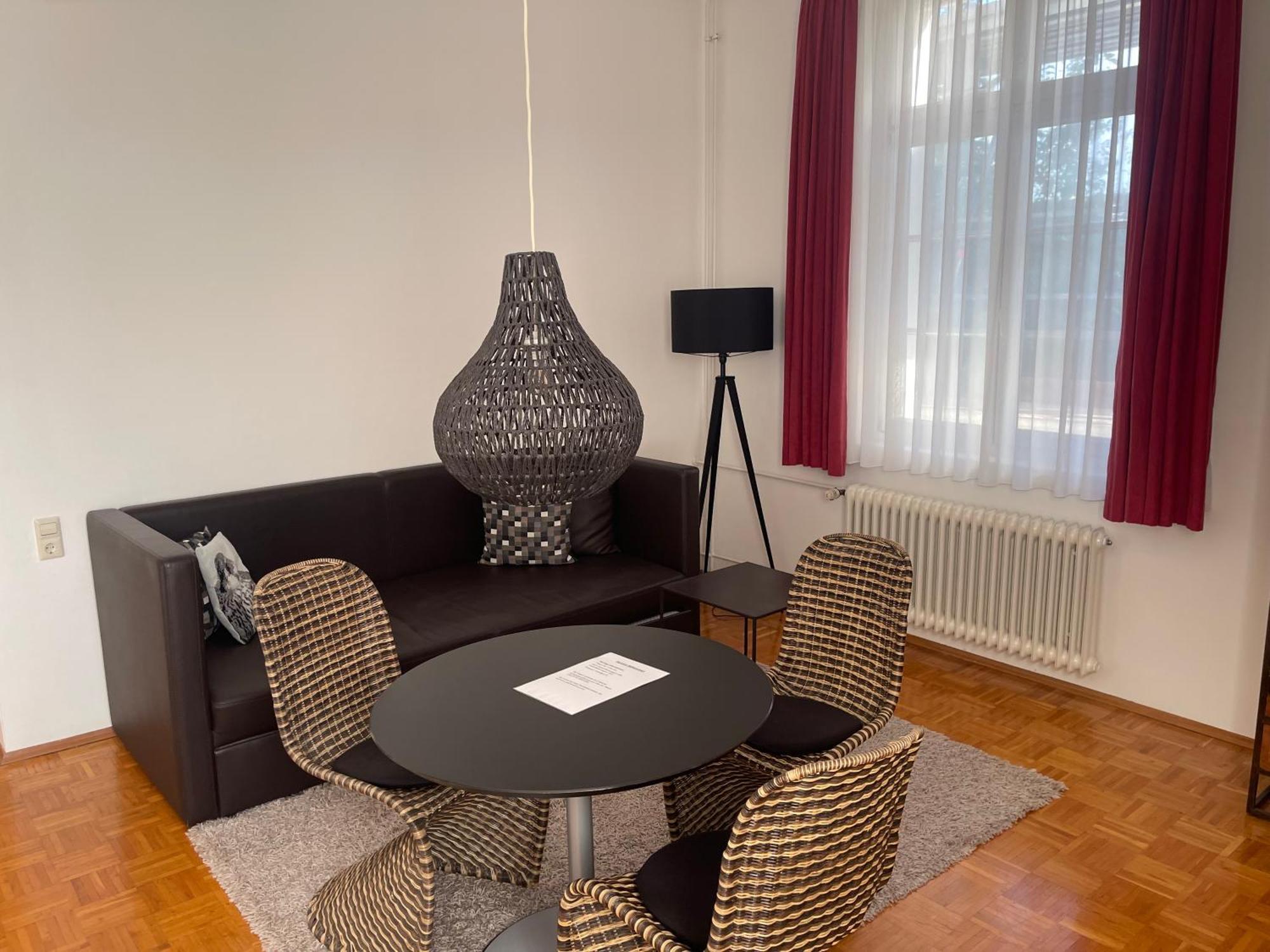Whliving - Apartments & Studios In 콘스탄츠 외부 사진