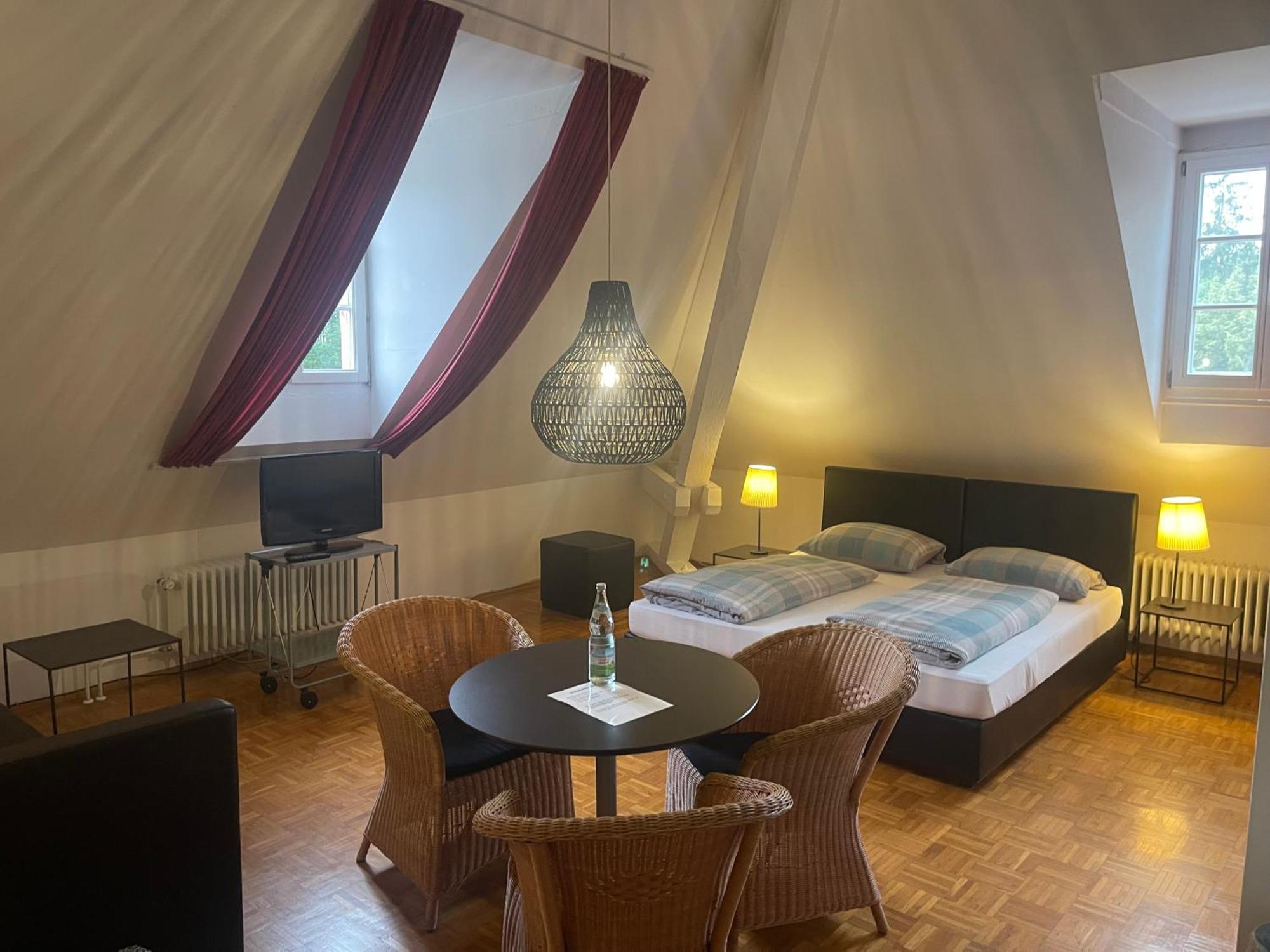 Whliving - Apartments & Studios In 콘스탄츠 외부 사진