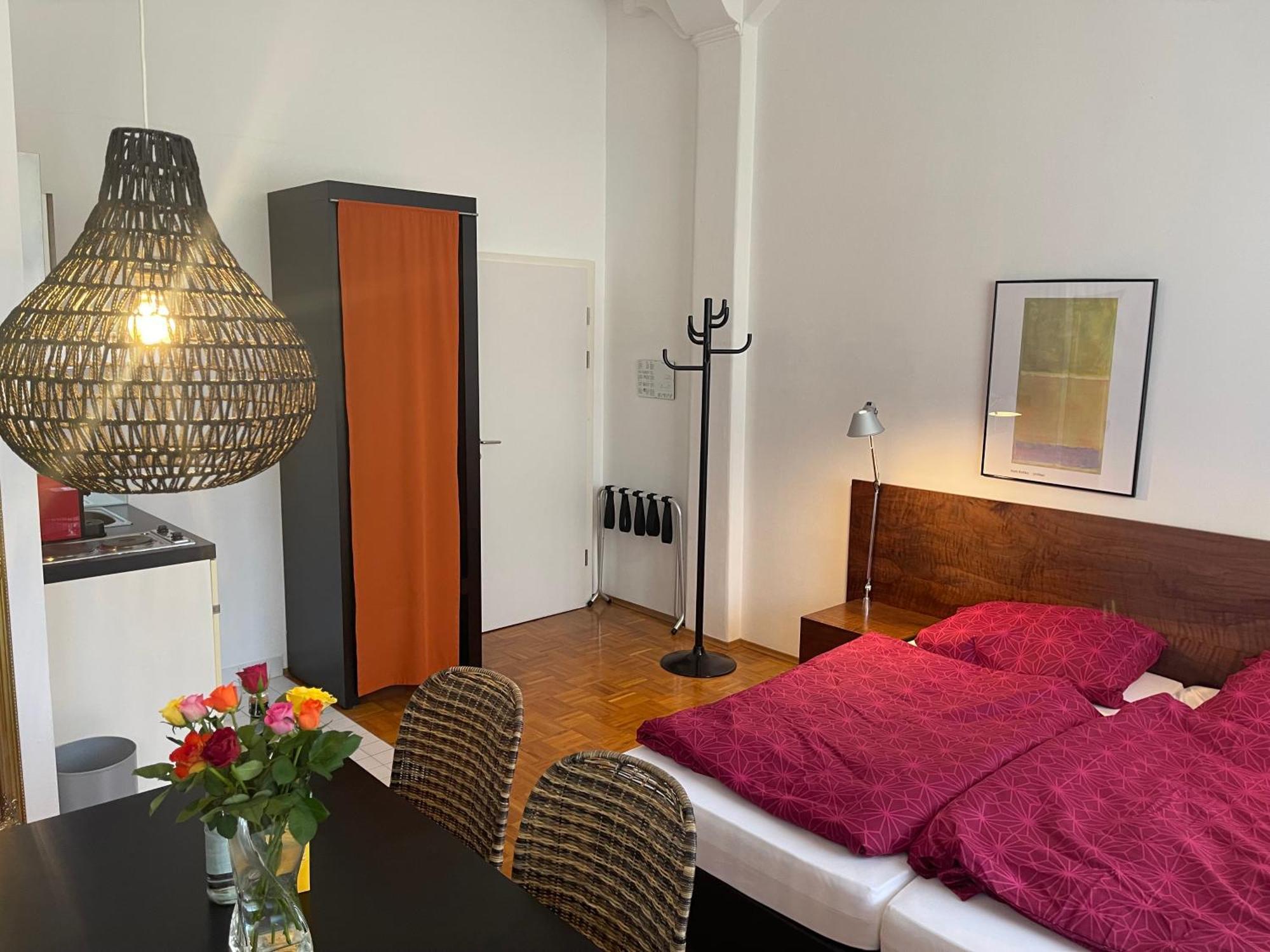 Whliving - Apartments & Studios In 콘스탄츠 외부 사진