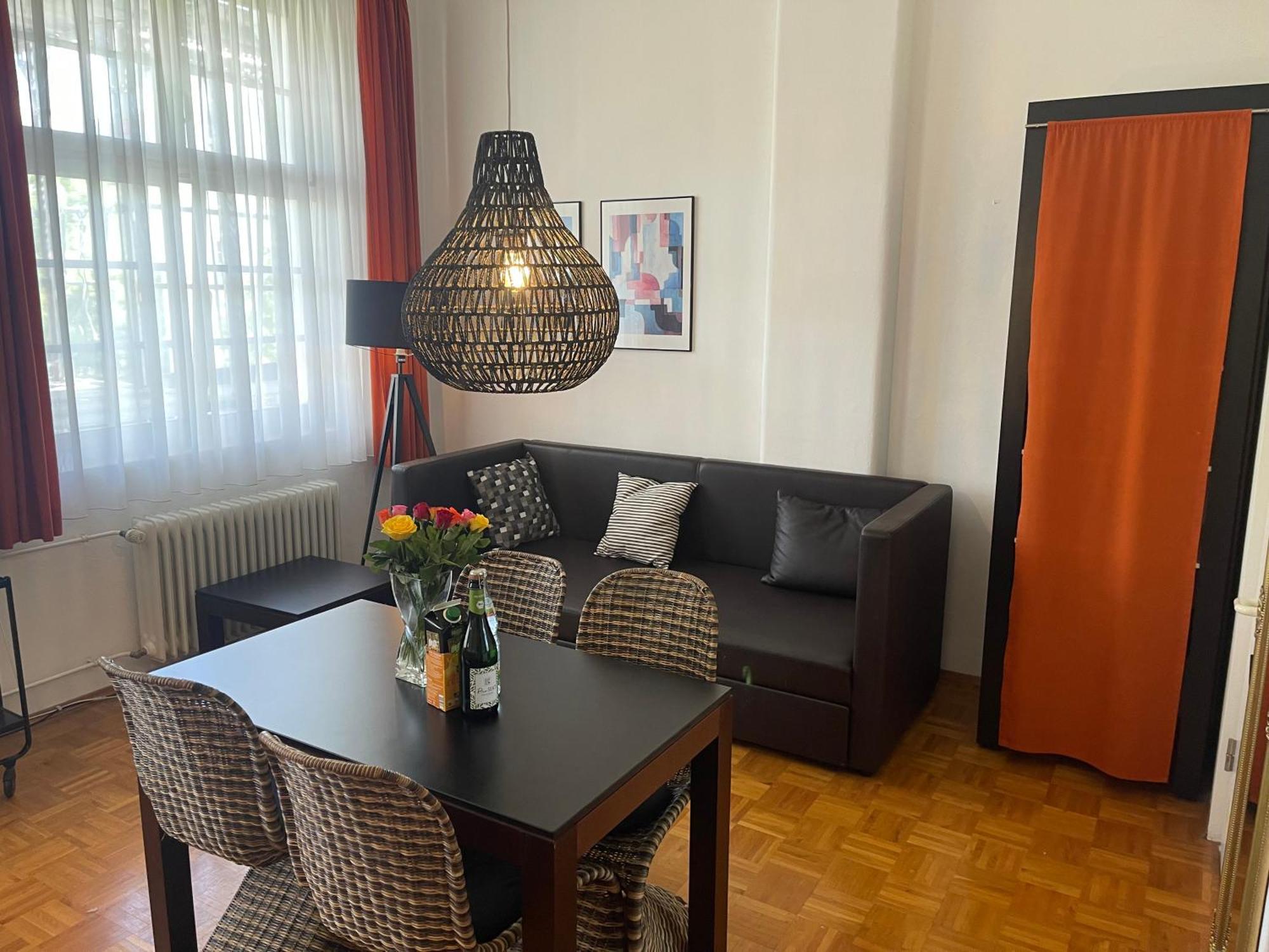 Whliving - Apartments & Studios In 콘스탄츠 외부 사진