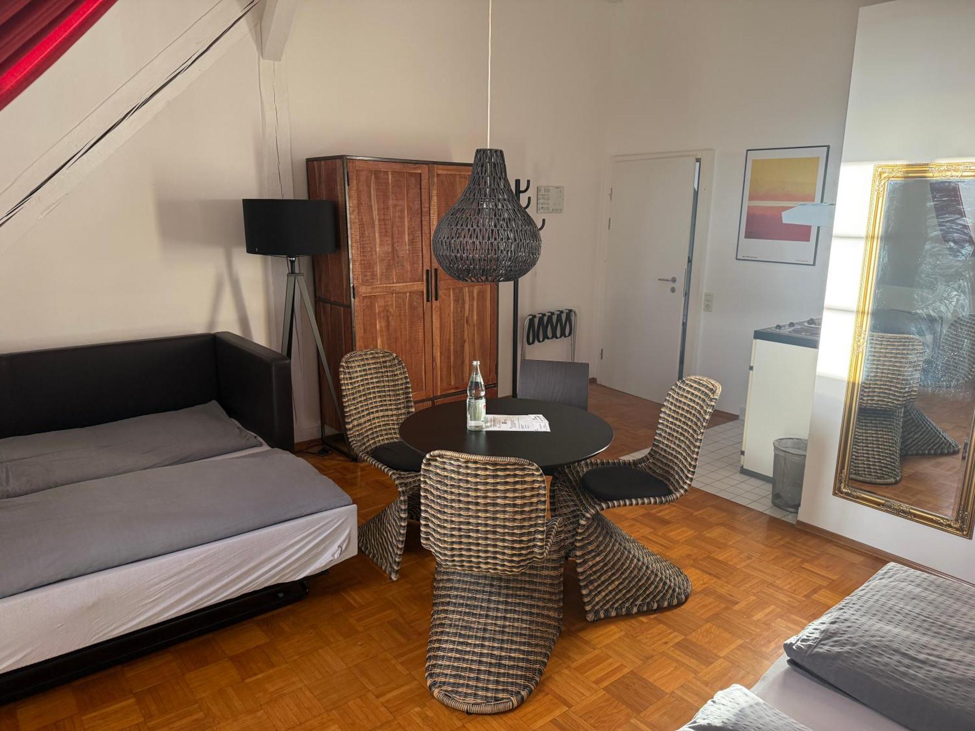 Whliving - Apartments & Studios In 콘스탄츠 외부 사진